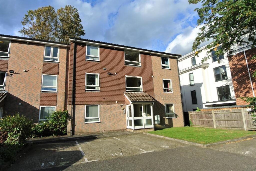 Main image of property: Addlestone