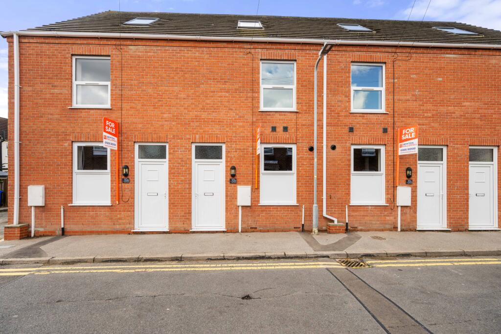 3 bedroom terraced house for sale in Field Street, Boston, PE21