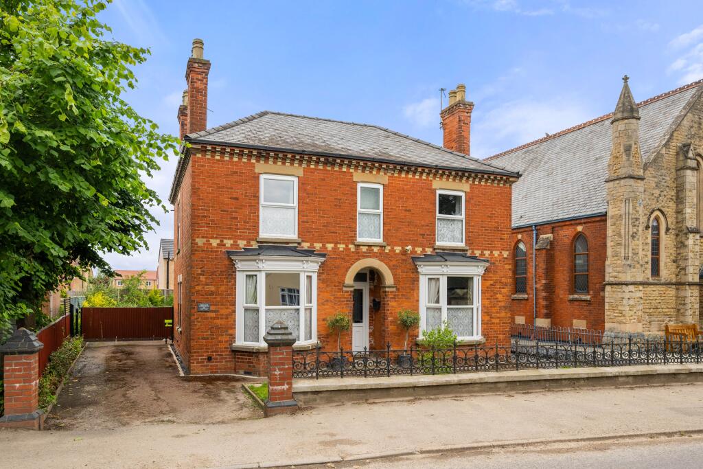 3 bedroom detached house for sale in London Road, Kirton, Boston, PE20