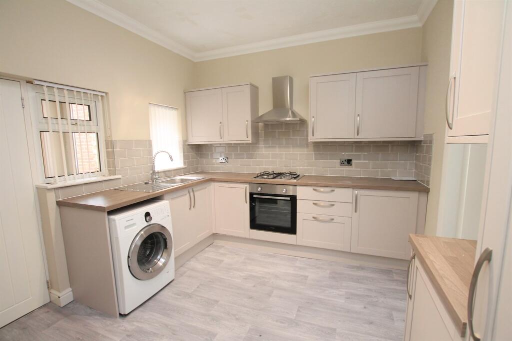 Main image of property: Perth Street, HU5