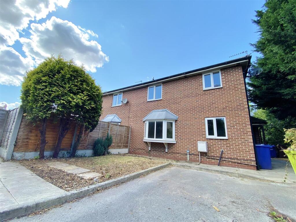 Main image of property: Pinewood Drive, Camblesforth