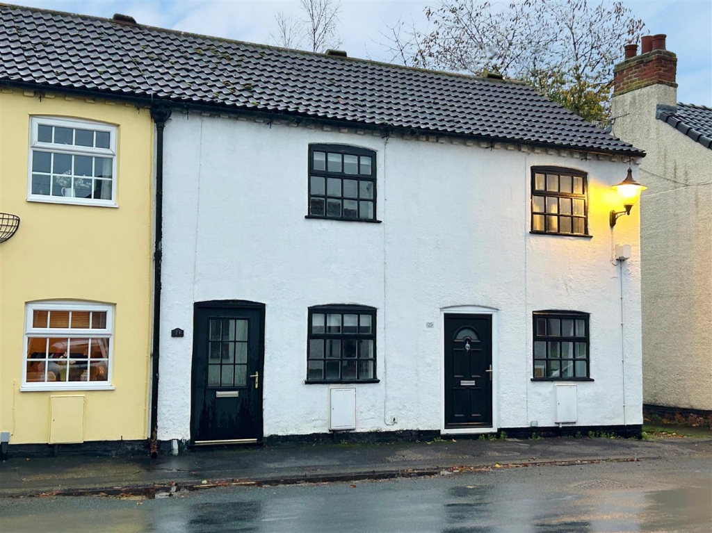 Main image of property: The Green, Rawcliffe