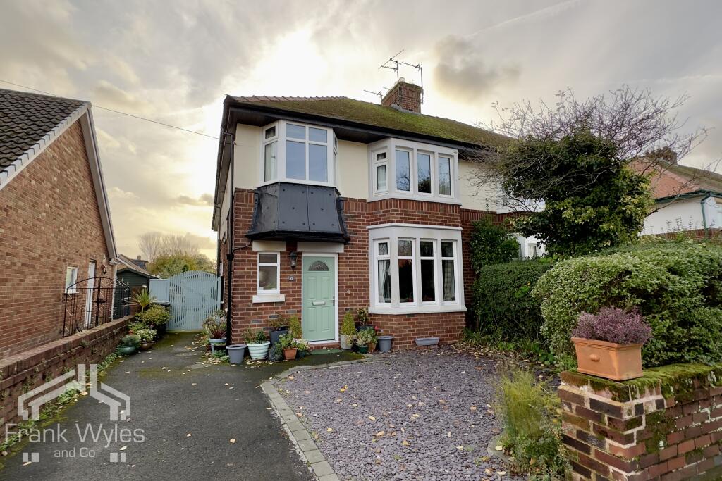 4 bedroom semidetached house for sale in Albany Road, Ansdell, FY8