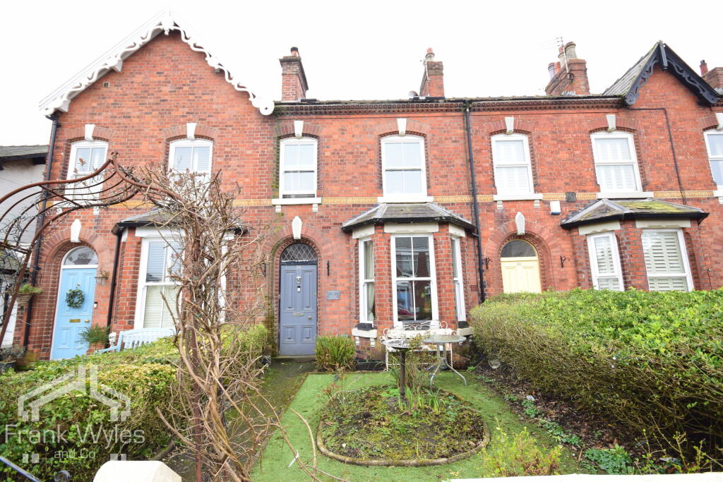 3 bedroom terraced house for sale in Warton St, Lytham, FY8