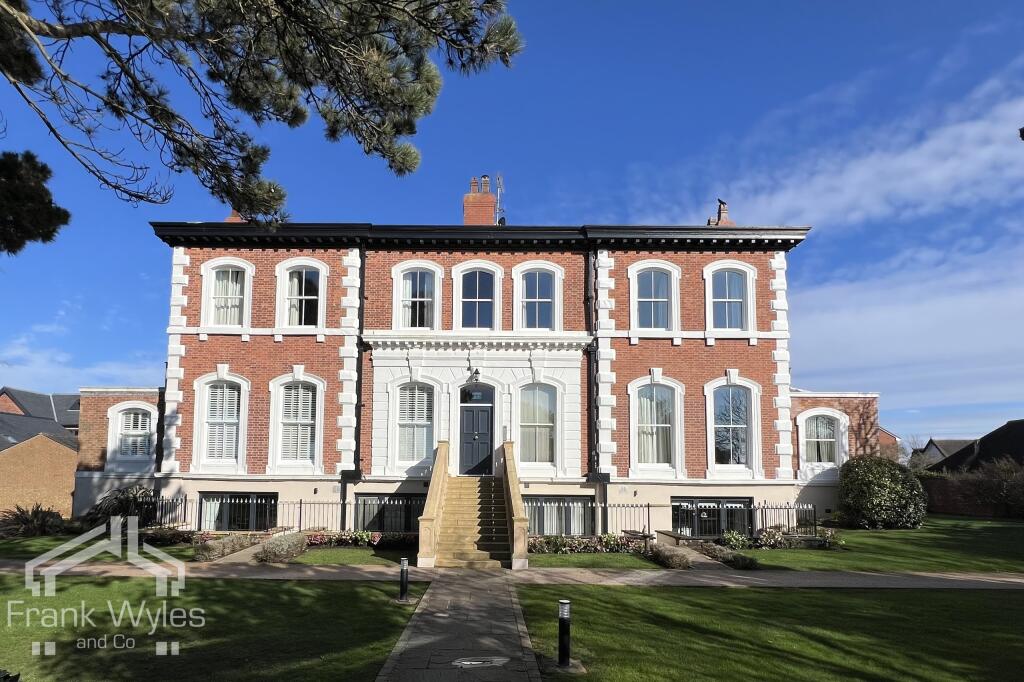 2 bedroom apartment for sale in St. Andrews Suite, Seafield House