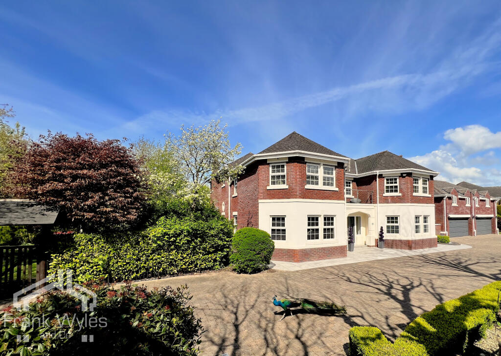 Main image of property: Regent Avenue, Lytham St Annes, Lancashire