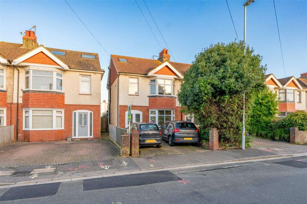 4 bedroom semi-detached house for sale in St Andrews Road, Worthing, West Sussex, BN13