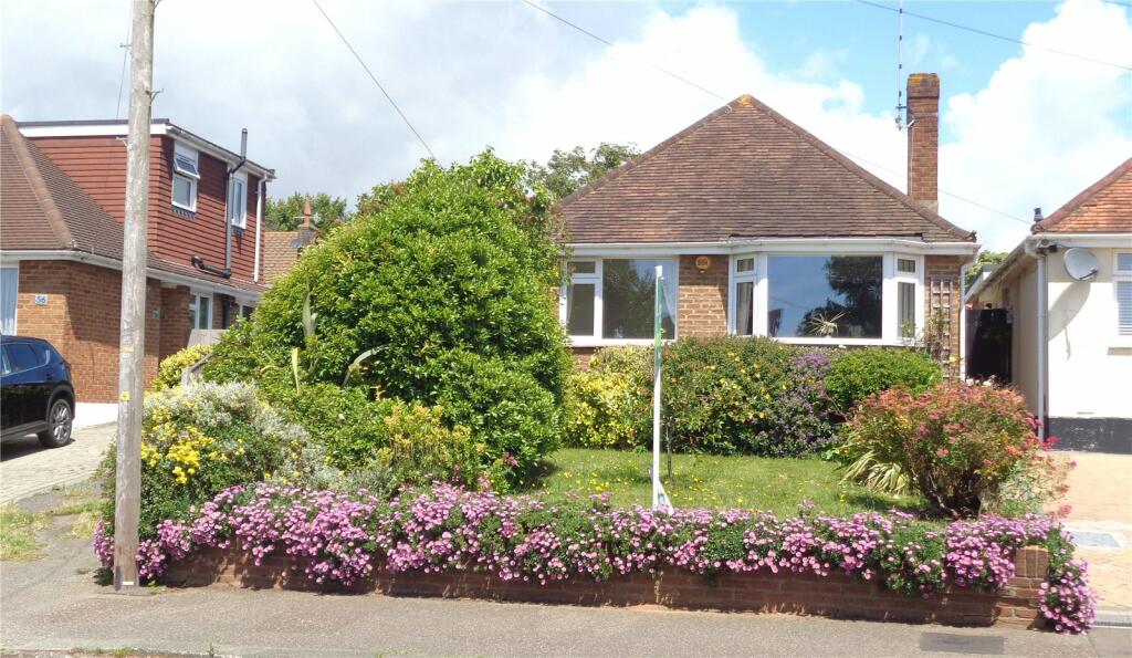 3 bedroom bungalow for sale in Cheviot Road, Worthing, West Sussex, BN13