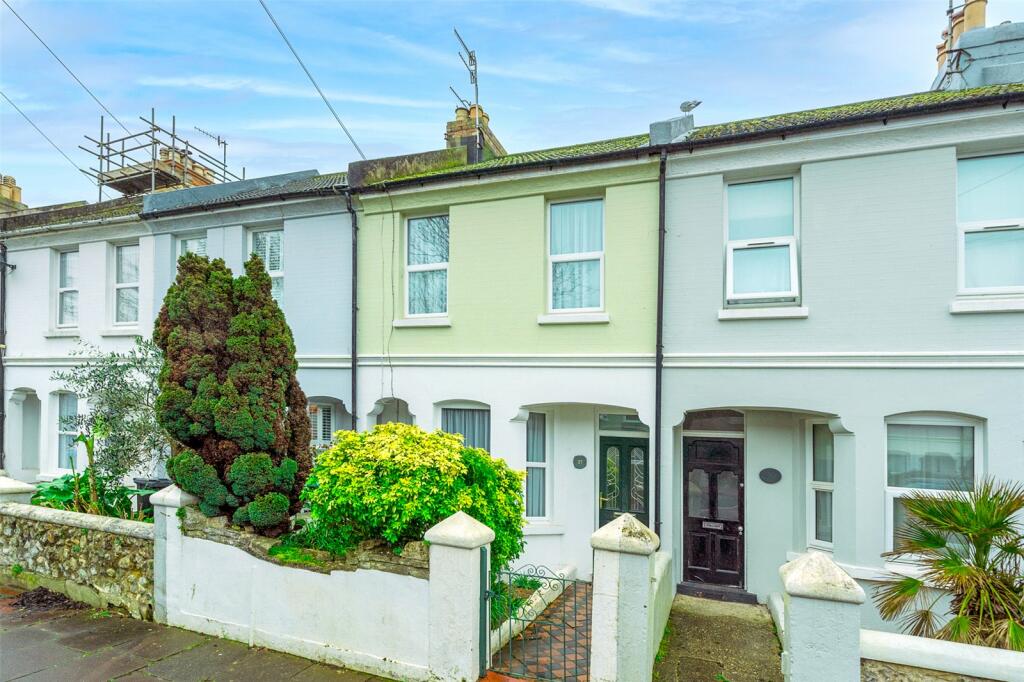 3 bedroom terraced house for sale in Stanley Road, Worthing, West Sussex, BN11