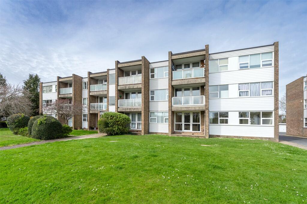1 bedroom flat for sale in Littlehampton Road, Worthing, West Sussex, BN13
