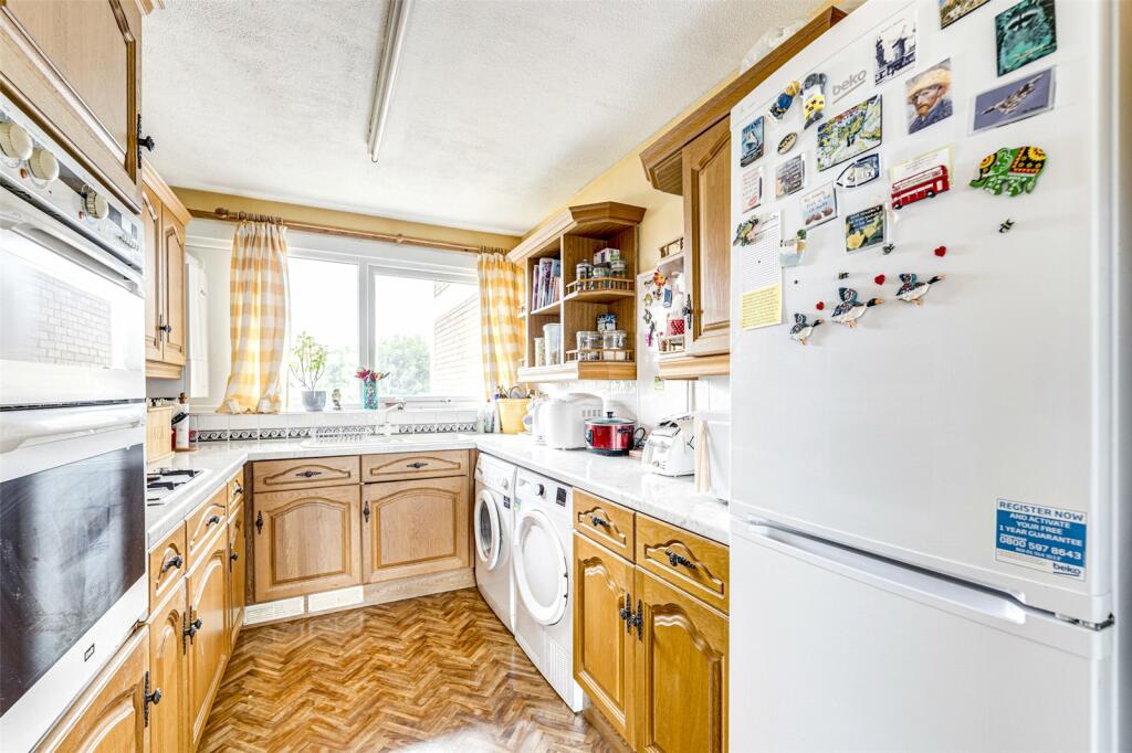 Additional property image - West Parade, Worthing, West Sussex, BN11