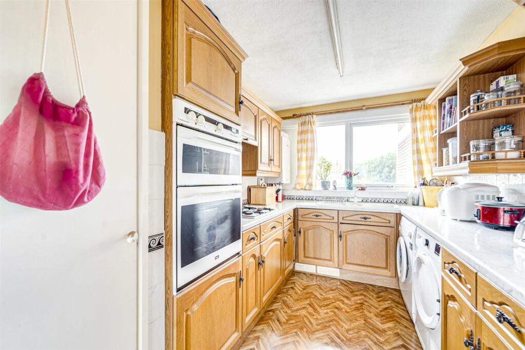 Additional property image - West Parade, Worthing, West Sussex, BN11