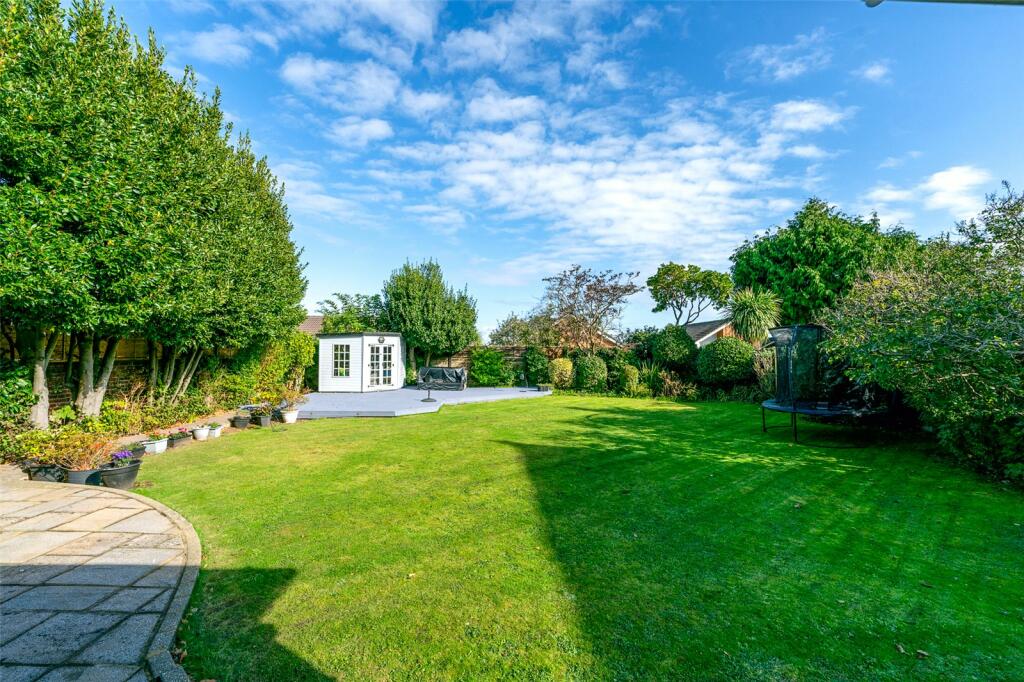 Additional property image - Cissbury Road, Worthing, West Sussex, BN14