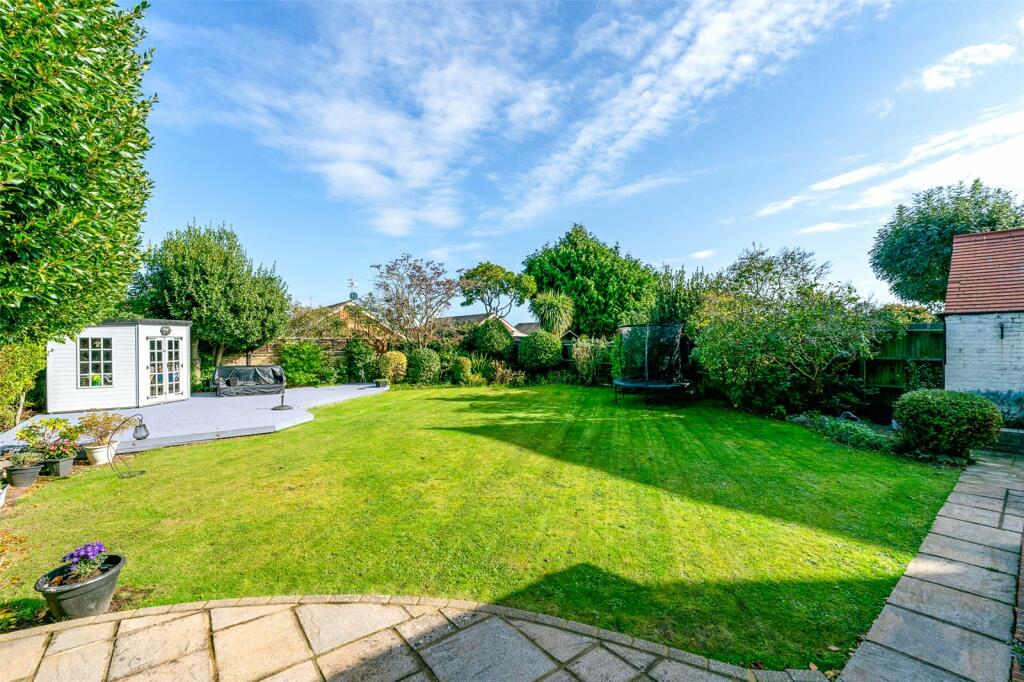 Additional property image - Cissbury Road, Worthing, West Sussex, BN14