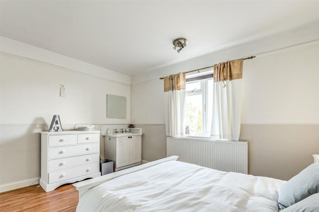 Additional property image - Cissbury Road, Worthing, West Sussex, BN14
