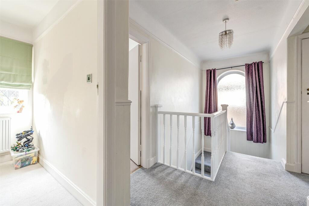 Additional property image - Cissbury Road, Worthing, West Sussex, BN14
