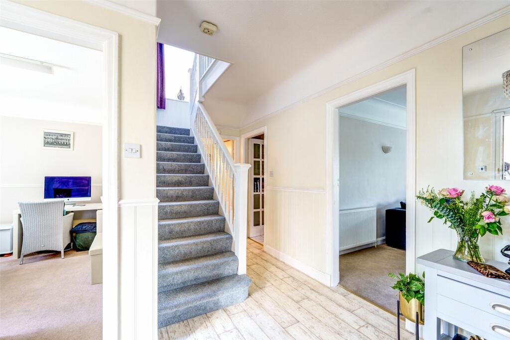 Additional property image - Cissbury Road, Worthing, West Sussex, BN14
