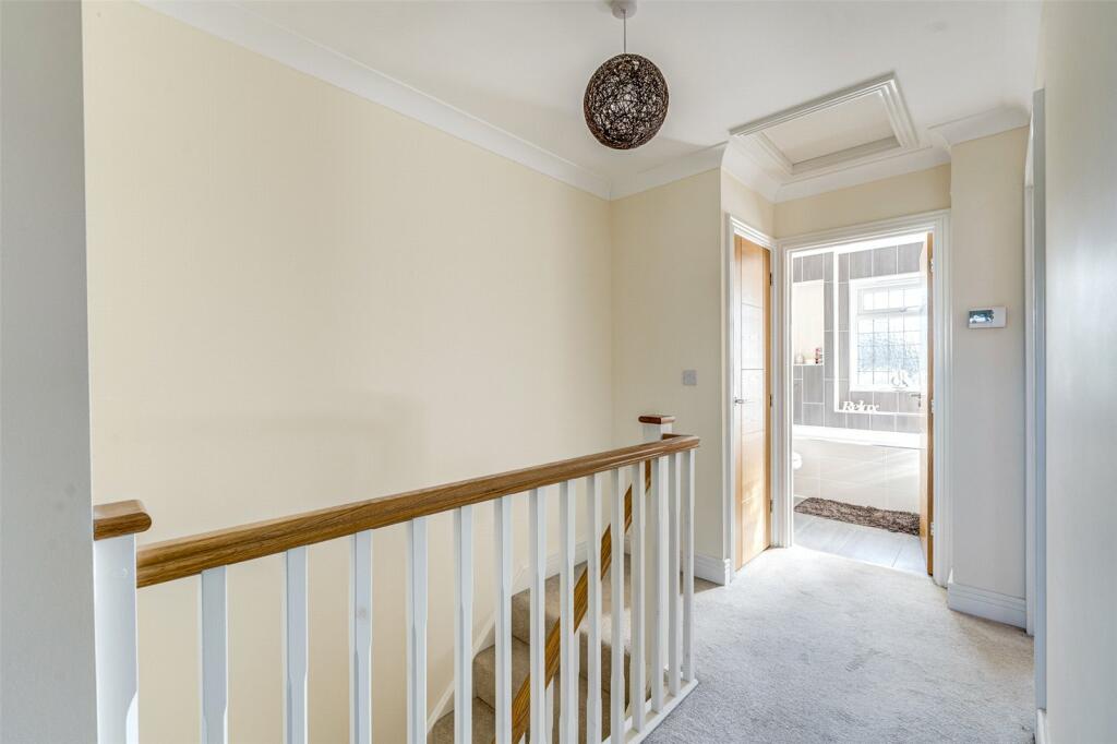 Additional property image - Lily Gardens, Worthing, West Sussex, BN13
