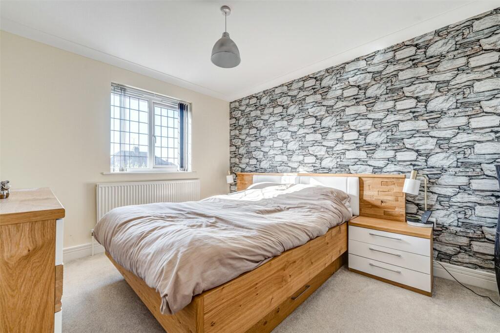 Additional property image - Lily Gardens, Worthing, West Sussex, BN13