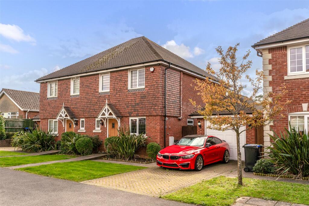 Additional property image - Lily Gardens, Worthing, West Sussex, BN13