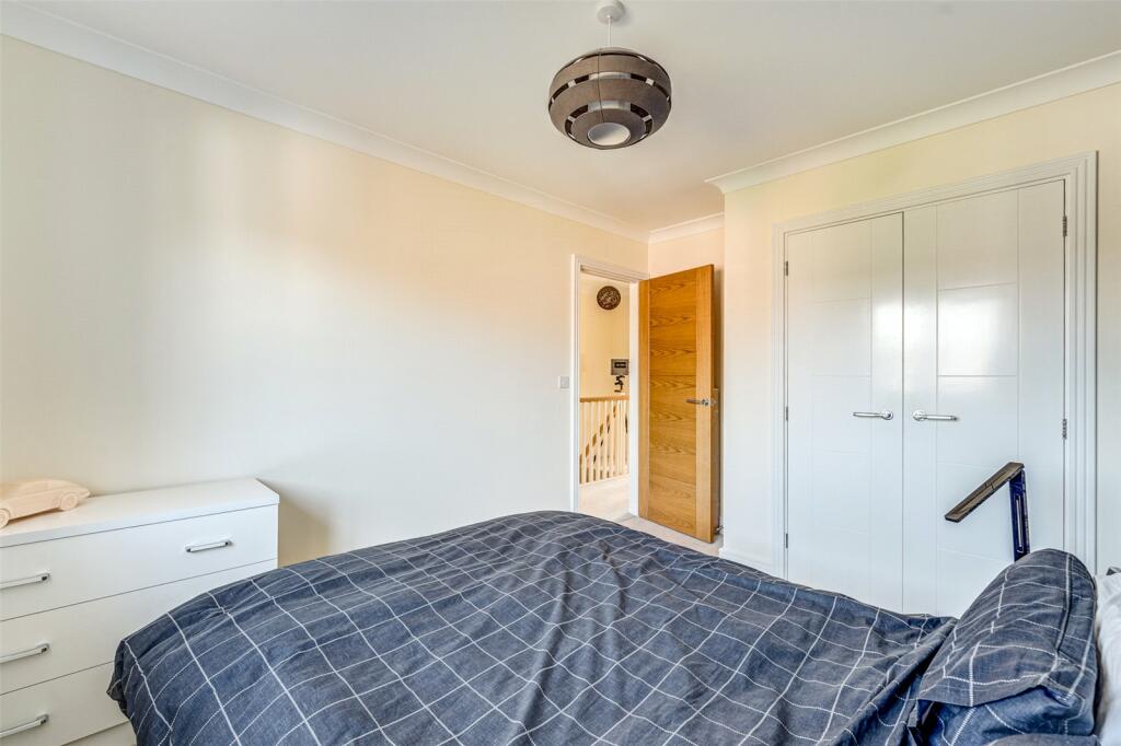Additional property image - Lily Gardens, Worthing, West Sussex, BN13