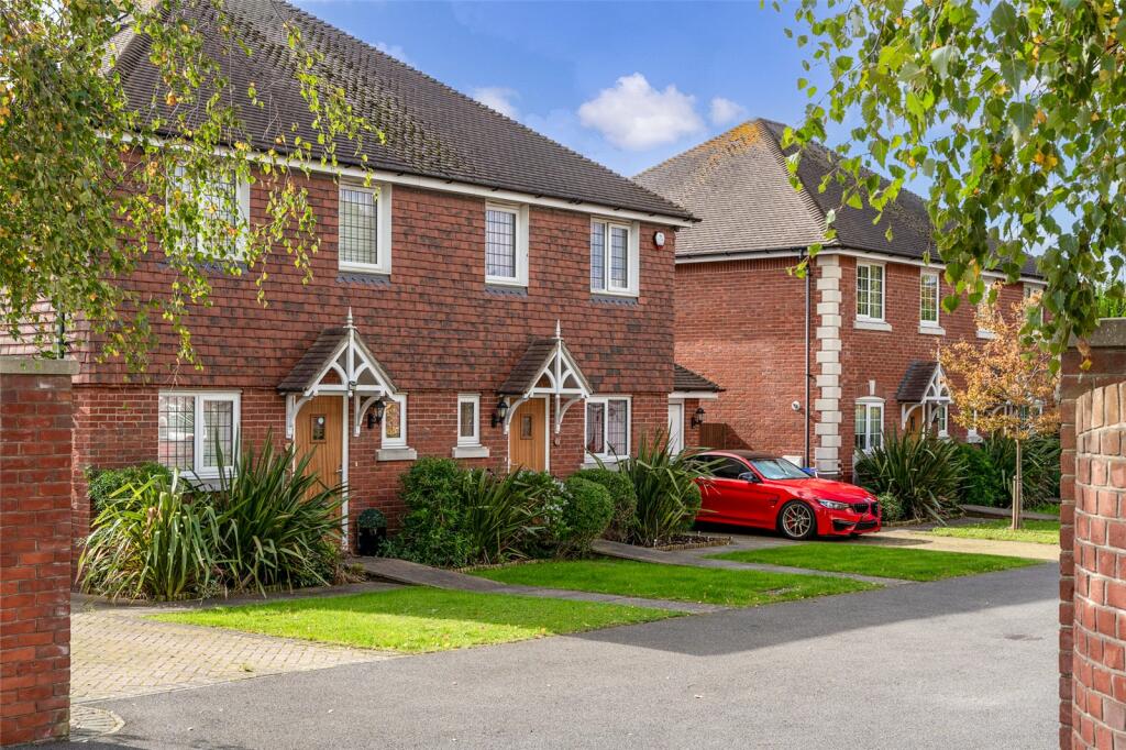 Additional property image - Lily Gardens, Worthing, West Sussex, BN13