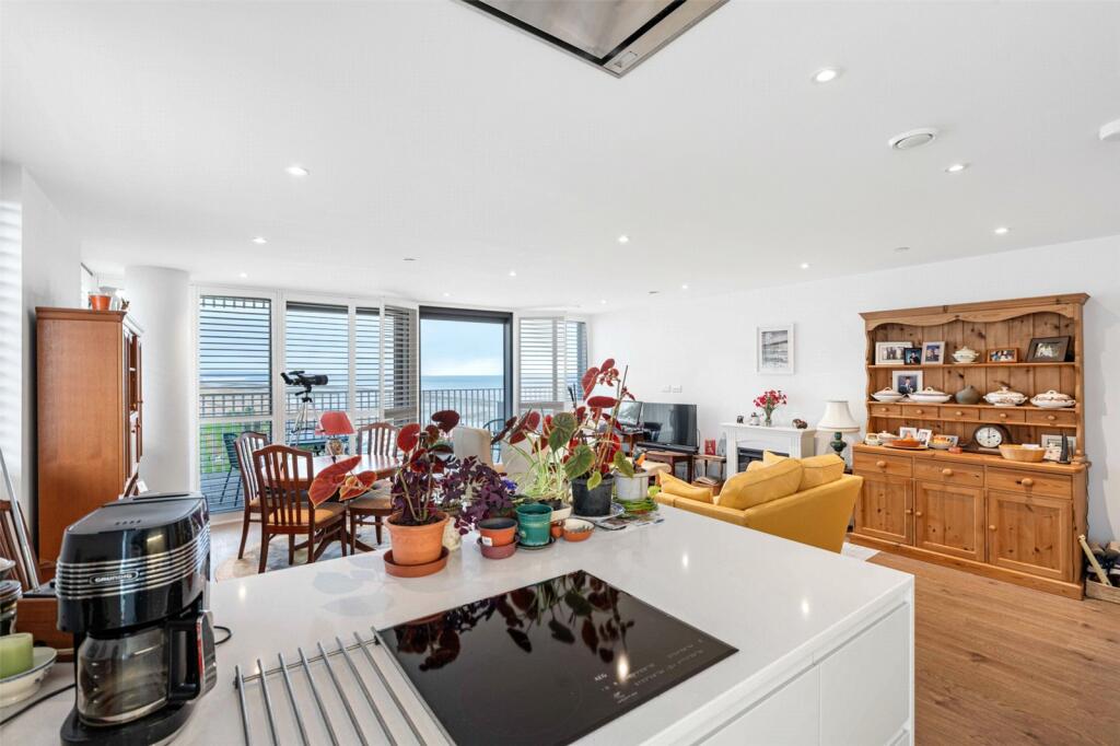 Additional property image - Brighton Road, Worthing, West Sussex, BN11