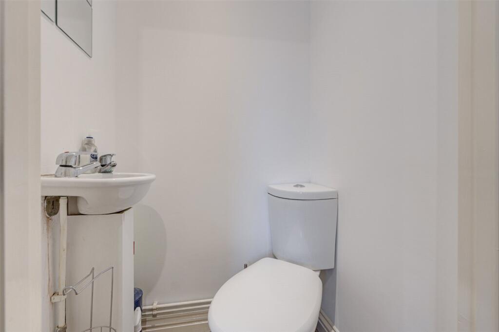 Additional property image - Newland Street, Worthing, West Sussex, BN11