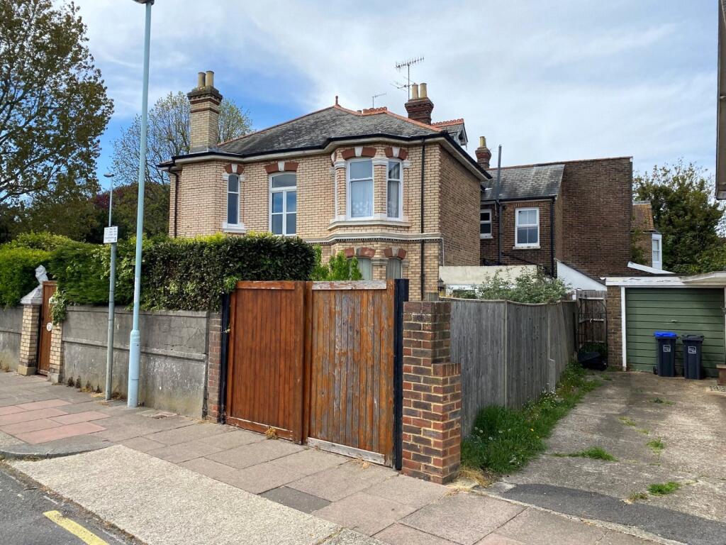 Additional property image - Homefield Road, Worthing, BN11