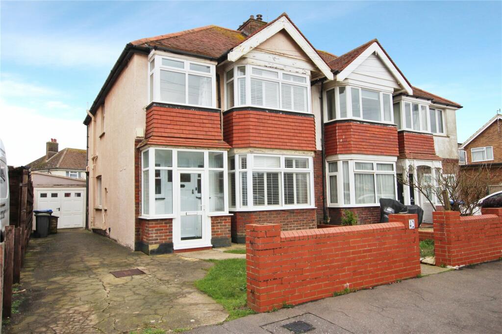 3 bedroom semi-detached house for rent in Thalassa Road, Worthing, West Sussex, BN11