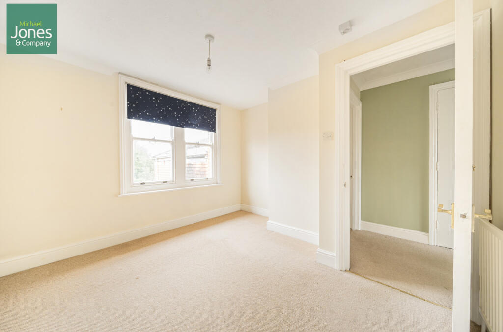 Additional property image - Cowper Road, Worthing, West Sussex, BN11