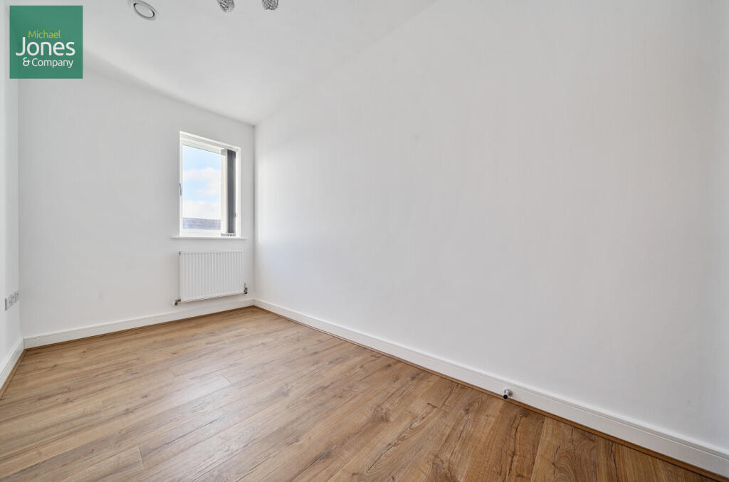 Additional property image - Penhill Road, Lancing, West Sussex, BN15