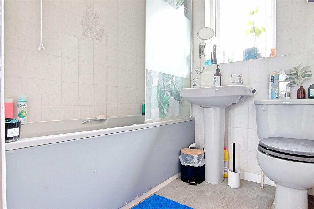 Additional property image - Crundens Corner, Rustington, Littlehampton, BN16