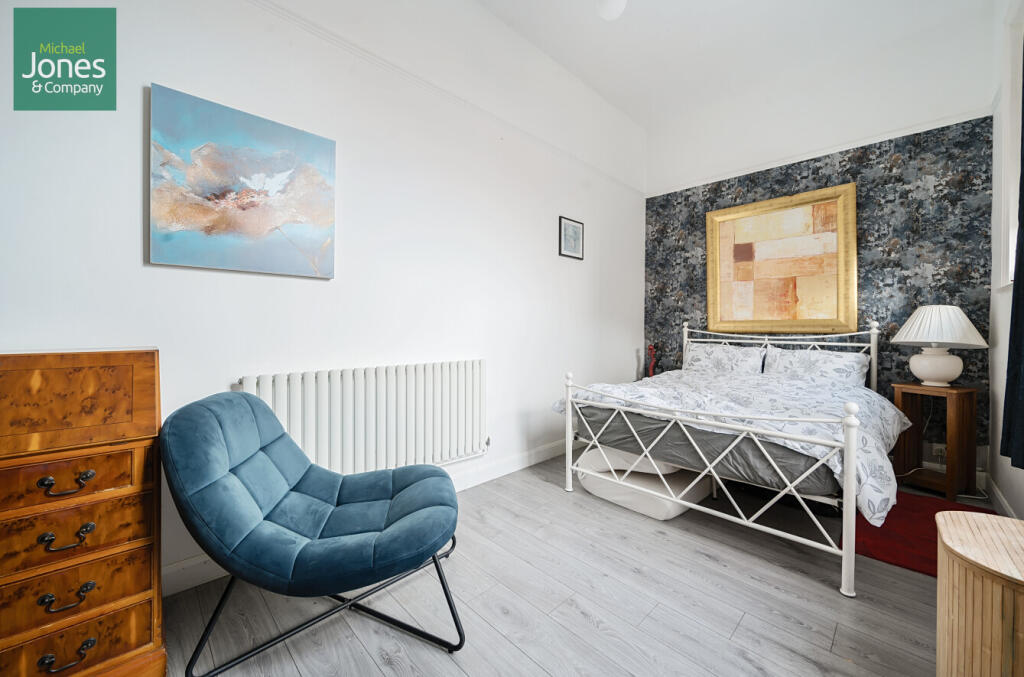 Additional property image - Heene Terrace, Worthing, West Sussex, BN11