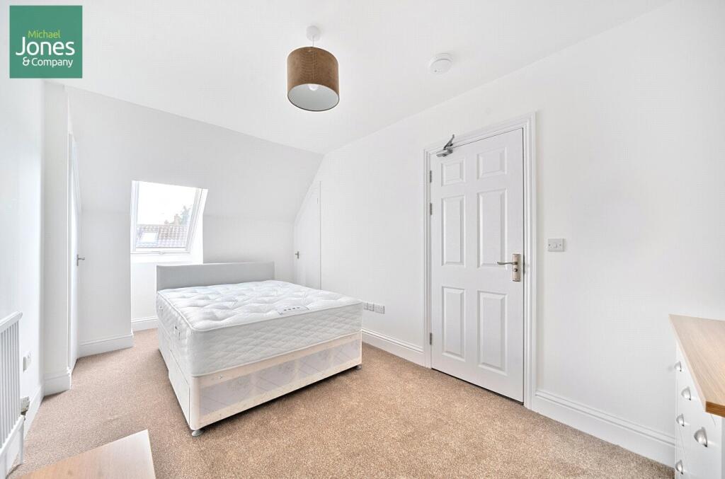 Main image of property: Upper Brighton Road, Sompting, Lancing, West Sussex, BN15