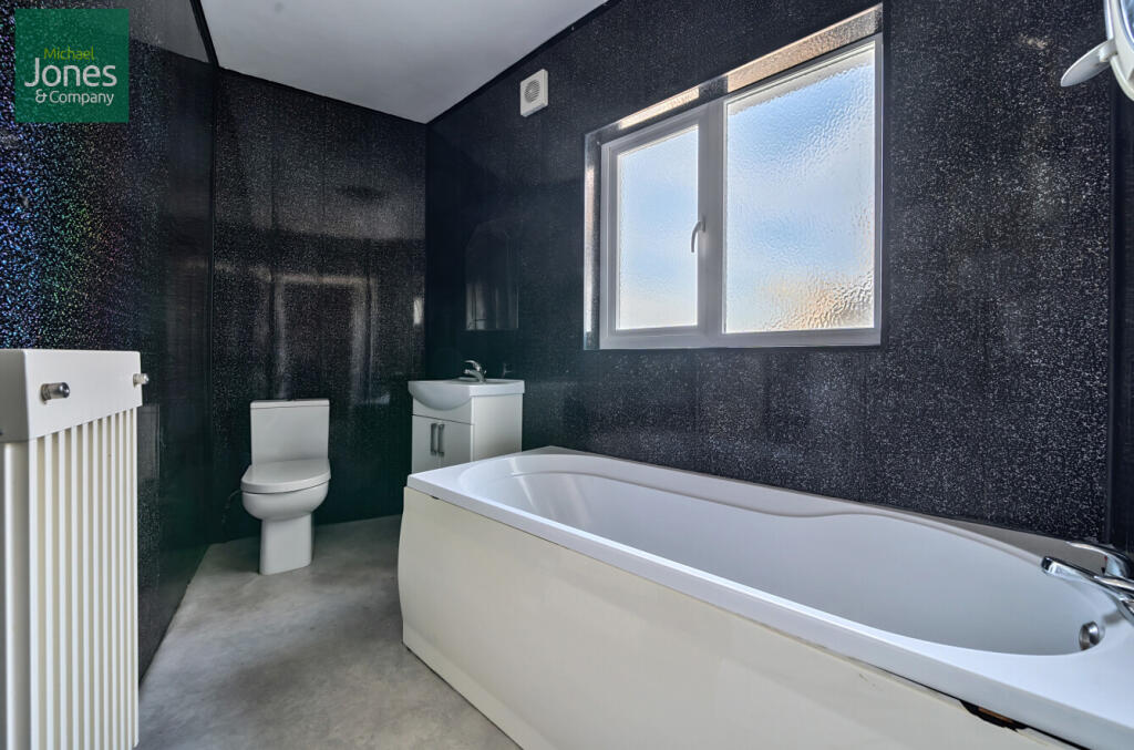 Main image of property: Brighton Road, Lancing, West Sussex, BN15