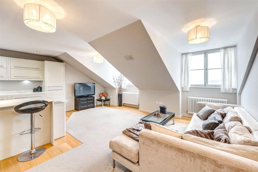 Main image of property: Mayfair House, 11-12 Heene Terrace, Worthing, West Sussex, BN11
