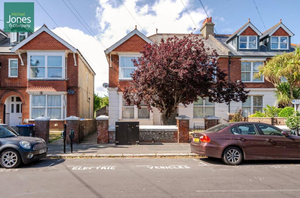 Main image of property: Church Walk, Worthing, West Sussex, BN11