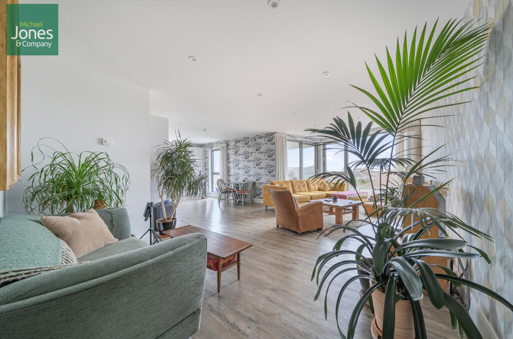 Main image of property: South Street, Lancing, West Sussex, BN15