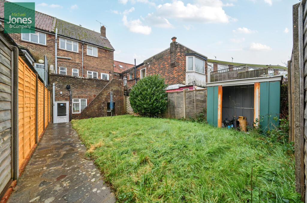 Main image of property: Goring Road, Goring-by-Sea, Worthing, West Sussex, BN12