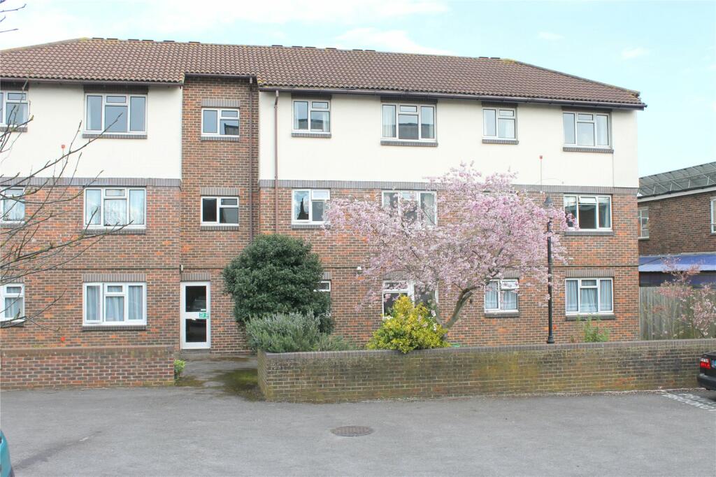 1 bedroom flat for sale in Freshbrook Road, Lancing, West Sussex, BN15