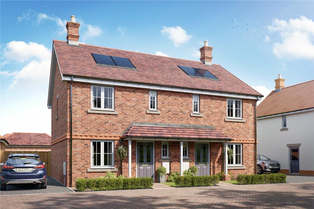 2 bedroom semidetached house for sale in West Street, Sompting