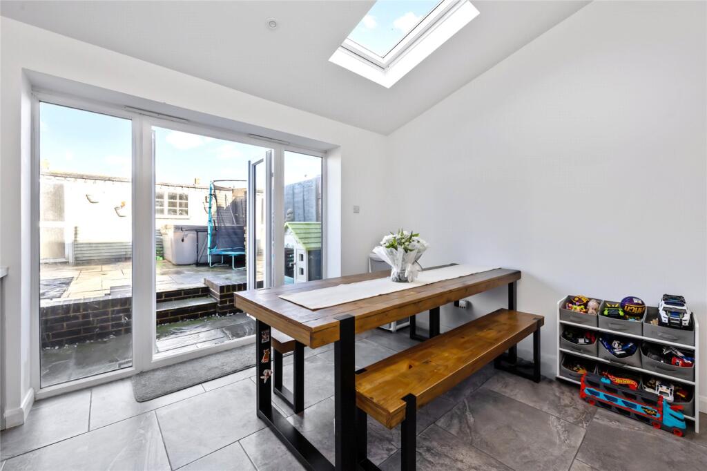 Additional property image - Garden Close, Sompting, West Sussex, BN15
