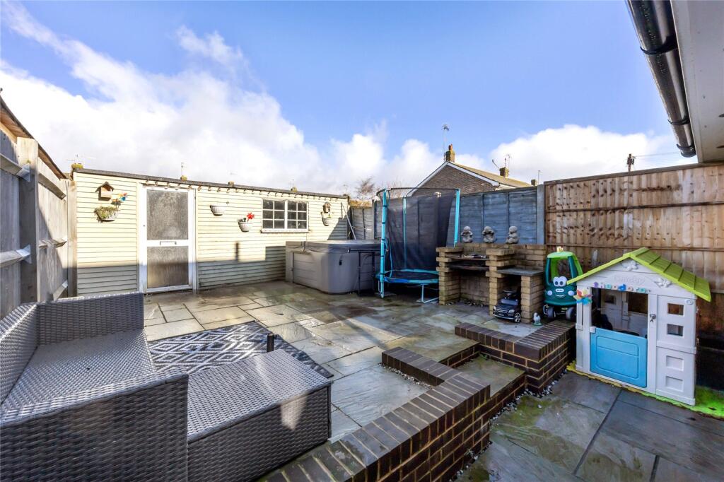 Additional property image - Garden Close, Sompting, West Sussex, BN15