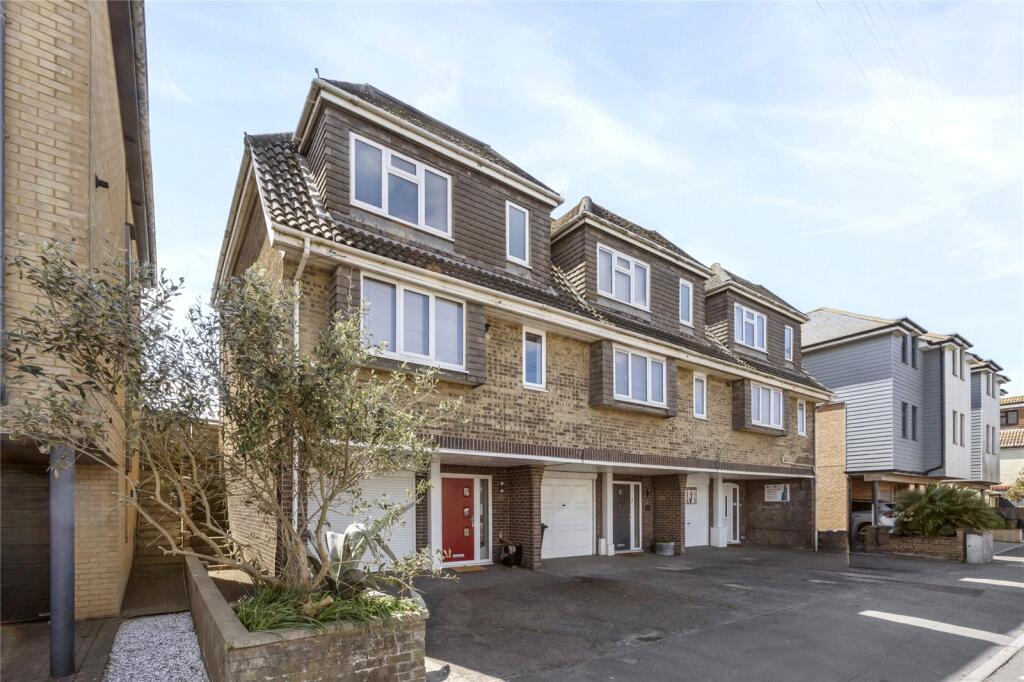 Main image of property: Brighton Road, Lancing, West Sussex, BN15