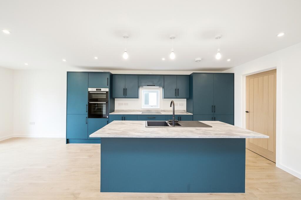 Main image of property: Old Shoreham Road, Lancing, West Sussex, BN15