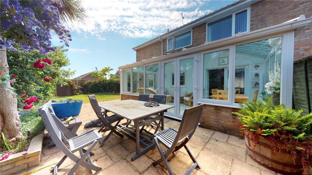 Additional property image - The Lawns, Sompting, West Sussex, BN15