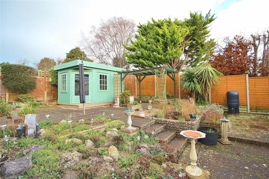 Additional property image - Chute Avenue, High Salvington, Worthing, BN13