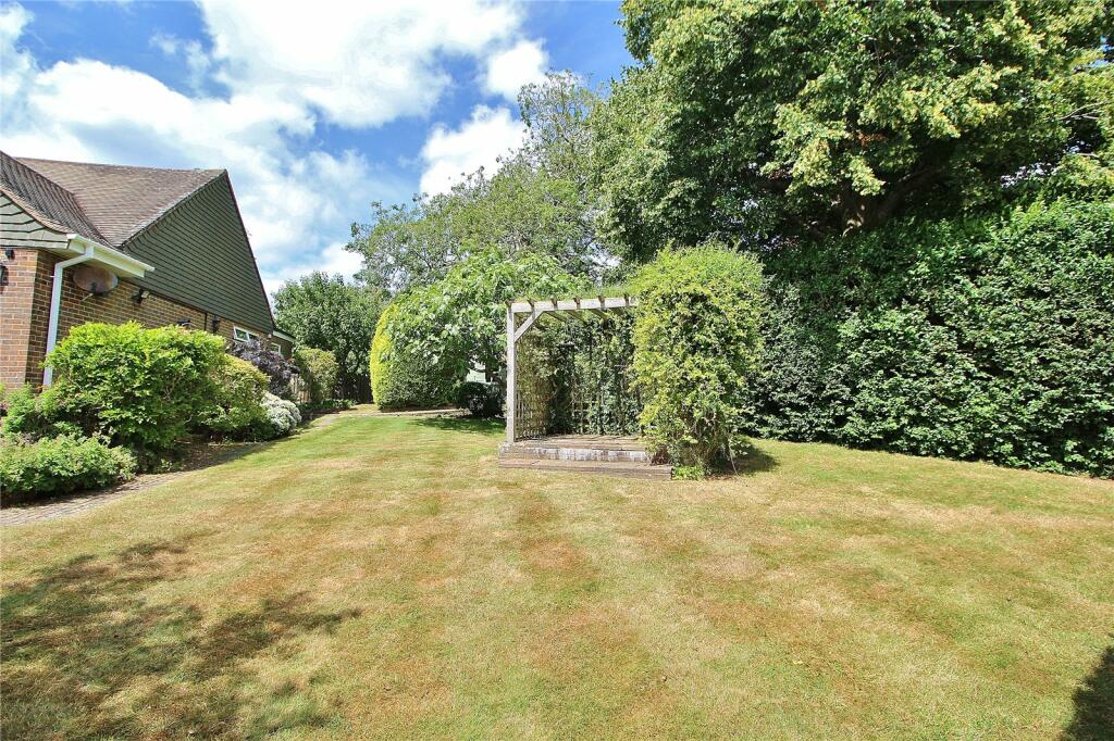 Additional property image - Uplands Avenue, High Salvington, Worthing, West Sussex, BN13