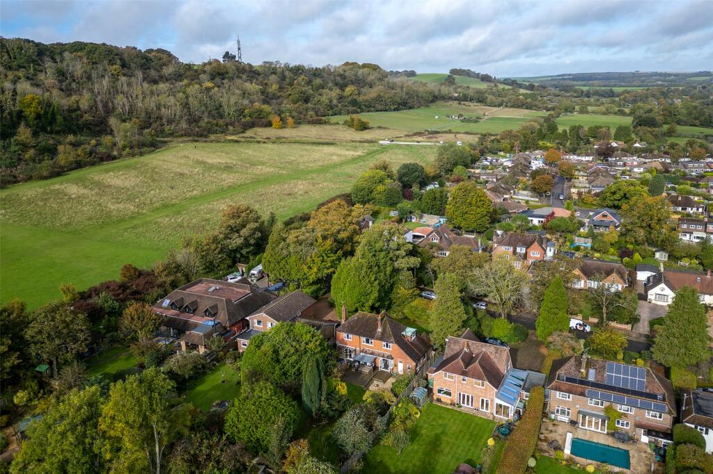 Additional property image - Marshall Avenue, Findon Valley, Worthing, West Sussex, BN14